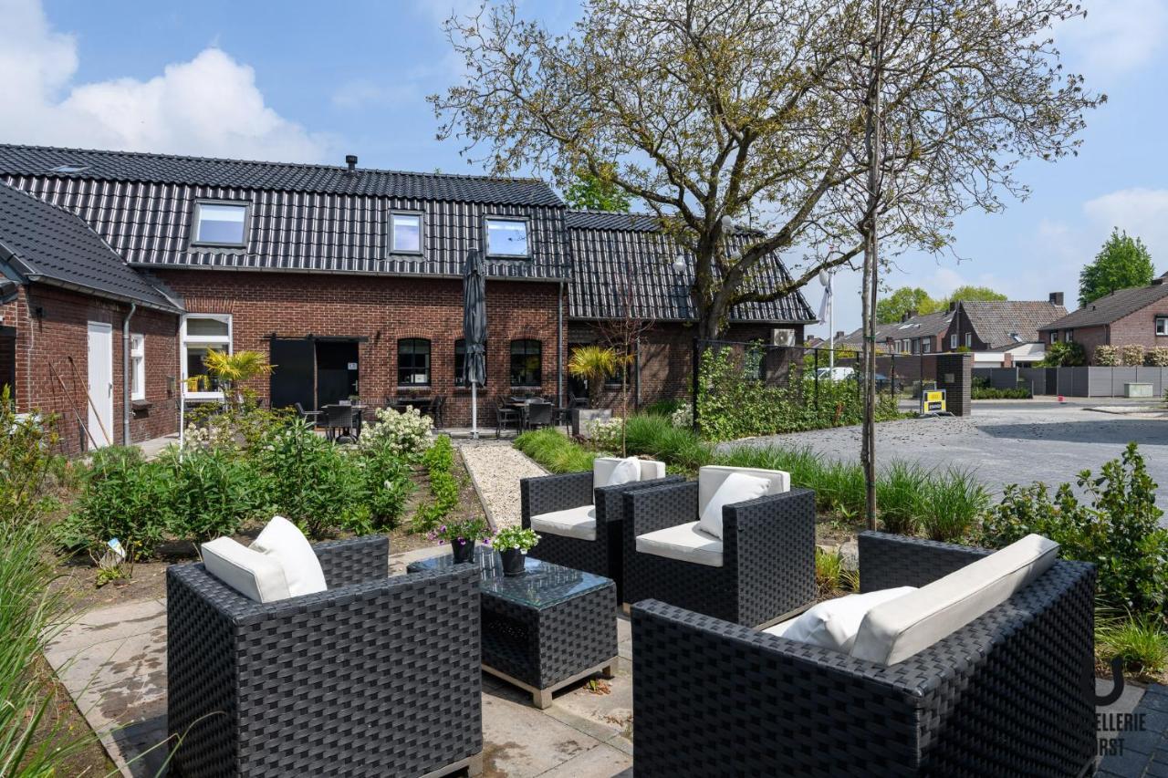 Hostellerie Horst Esterno foto